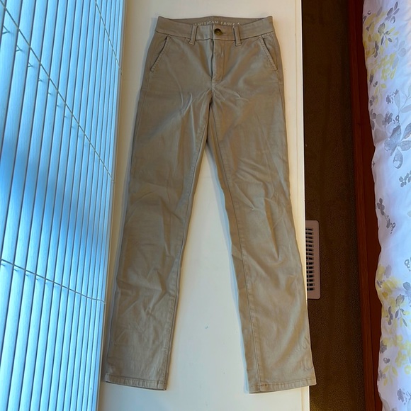 american eagle khaki jeans